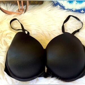EUC Victoria's Secret‎ Push-Up Elegant Black Bra with Front Clasp Size 34DD